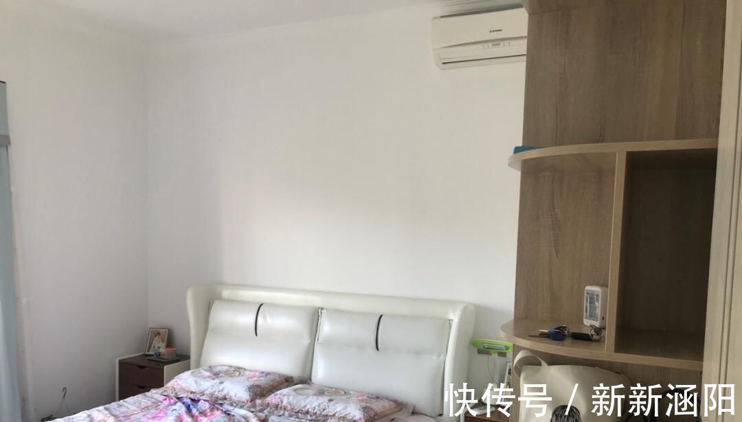 电视柜|她家小三新房,全屋简洁又舒适,电视墙“留白”,以后照着装