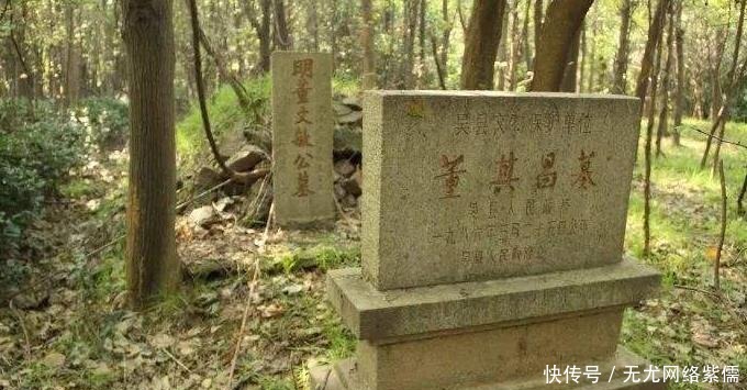  作品|一个劣迹斑斑的人，死后却受到了无数人崇拜，其遗物更成无价之宝