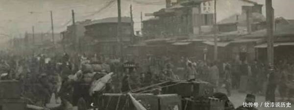 拍照|百年前一组老照片曝光于世,原来清朝人也这么爱耍帅,拍照摆的姿势太好笑了