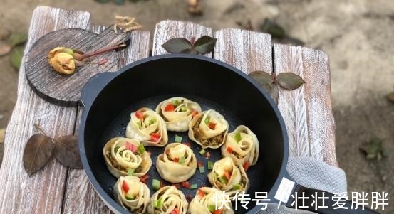 玫瑰花煎饺,形态独特味道好,有颜还好吃!