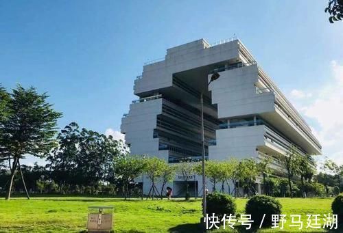 医学院|中国“不要学费”的大学，不是军校，录取分很高，名气却扶摇直上