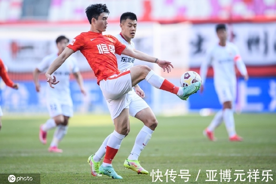 谭凯元|凌杰谭凯元连场破门 广州队2-0亚泰斩三连胜