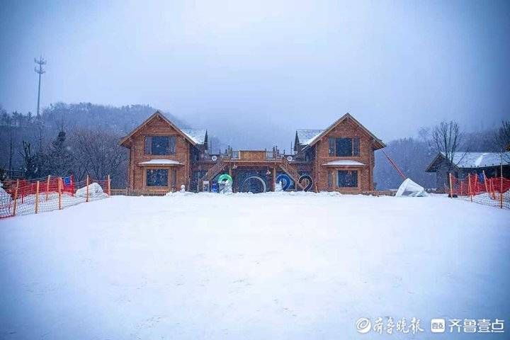 云雾|济南新年首雪很温柔，济南南山云雾冰雪梦幻迷人