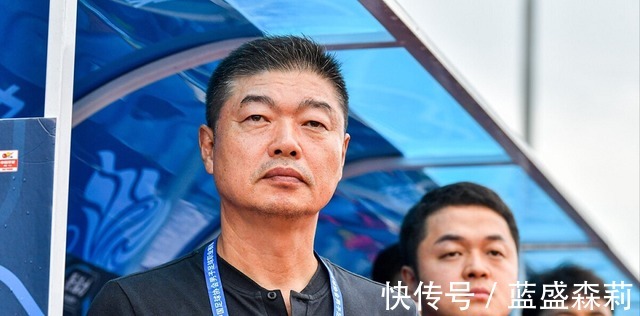 新帥|毛毅軍無(wú)緣在申花轉(zhuǎn)正，新帥人選浮出水面，球迷看好一人執(zhí)教球隊(duì)！