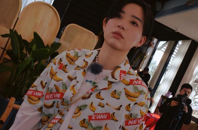 张照片|万茜晒姐姐美照,给宁静拍得也太用心了!谁还敢说两人不和