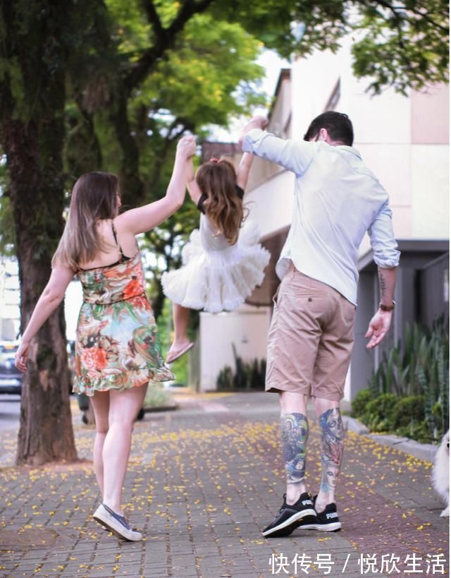 新妈妈|医生道出实情涨奶、溢奶,多余母乳怎么处理可以给丈夫喝吗