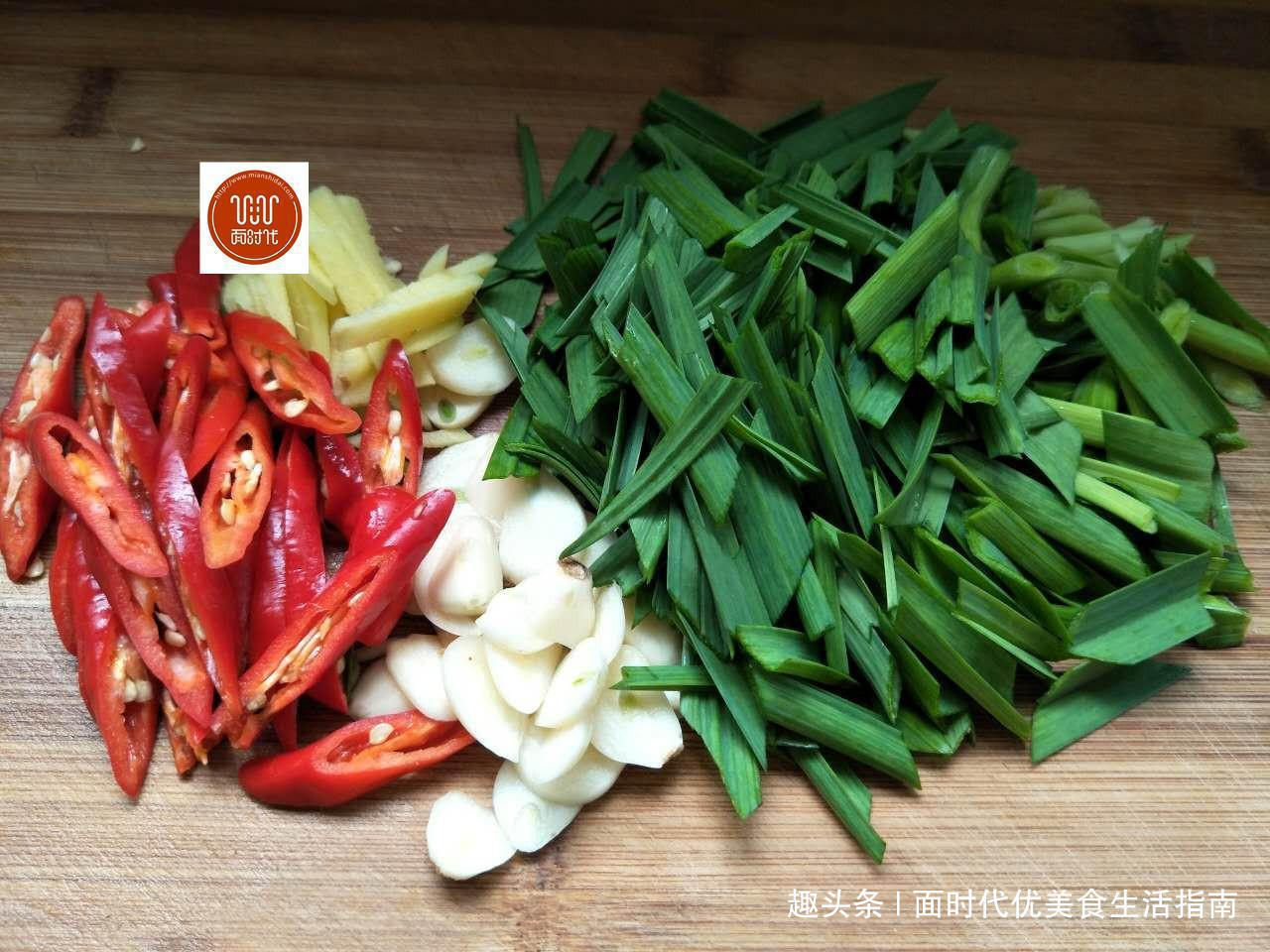 教你做个下饭菜,做法简单易学,比大鱼大肉好吃,十分过瘾