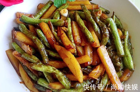 家常菜|家常菜茶香猪蹄，芹菜炒牛肉，豆角炒土豆