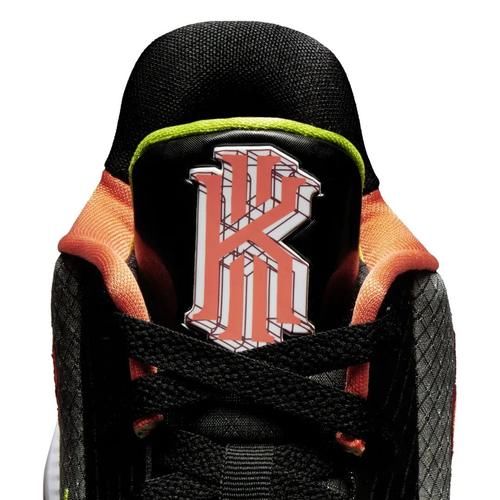 Kyrie Low 4曝光！没有气垫？