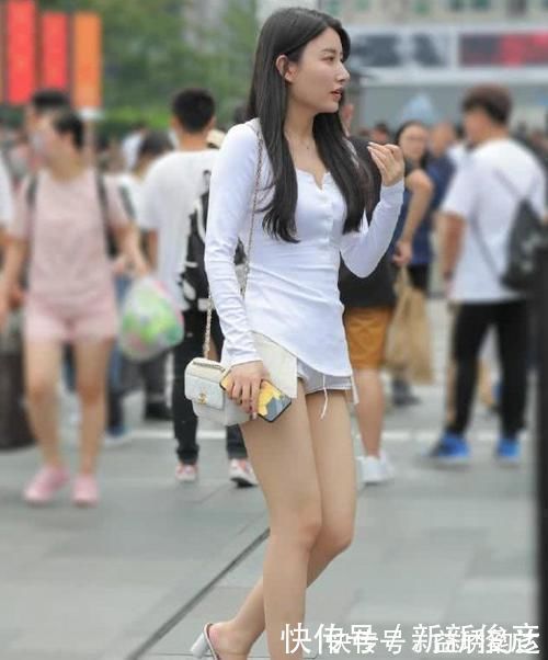 青春|简约减龄又靓丽，短裤穿搭让你的气质更具青春风采