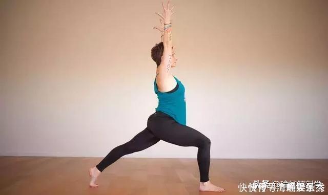 犬式|一套瑜伽老师常用的流瑜伽序列,效果杠杠滴