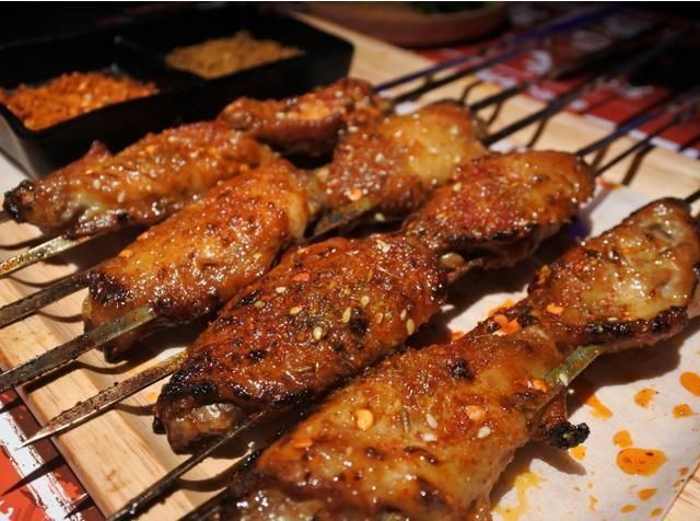 难堪|在她男朋友面前，有四种烤肉会让女孩子难堪，特别是第三种，异性恋男人喜欢