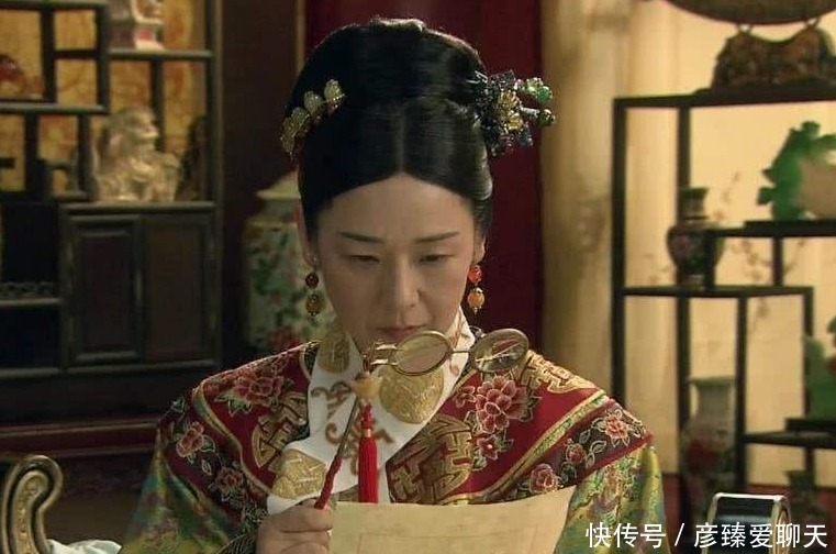 超过|她陪伴慈禧19年，年俸禄超过亲王，为何一生不敢照相？