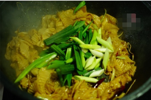 这菜4元一斤,却比牛肉还养人,老人孩子要多吃!