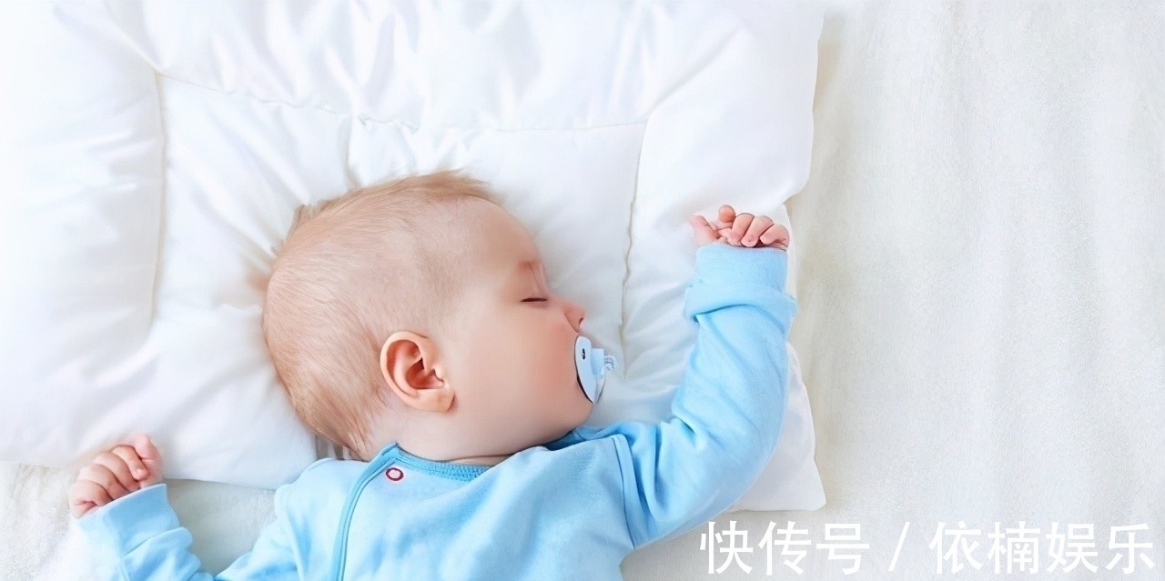 智力|孩子智力发育，看睡姿就知道？专家：这种睡姿宝宝最聪明