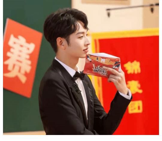 湖南臺(tái)捧齊思鈞當(dāng)接班人？錄3期《天天向上》，網(wǎng)友稱不比一博差