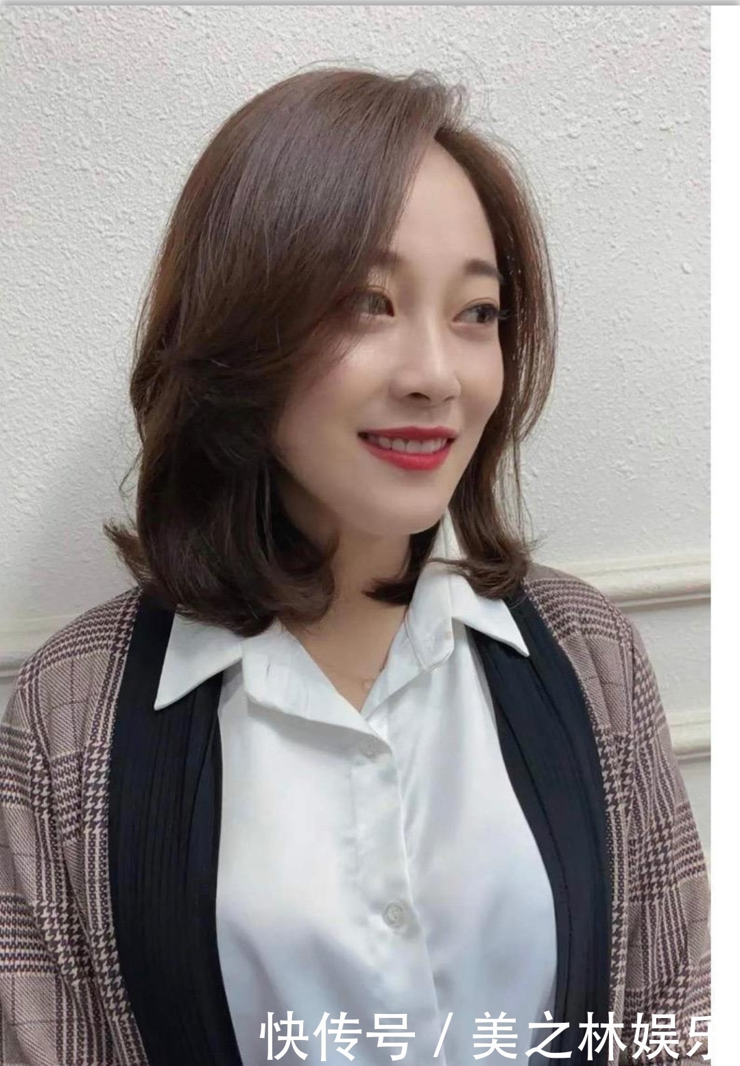 发型 秋冬女发别乱剪了,新时尚发型27款送给大家,无论长短都心动