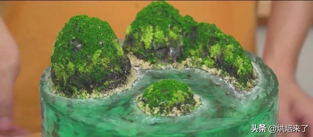 日本|绝了日本小哥做出以假乱真的海岛果冻蛋糕,网友我和猫都惊了