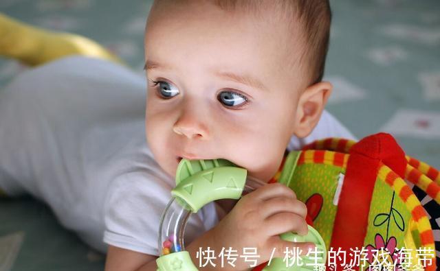 口欲|宝宝不管拿到什么都爱往嘴里塞,这是为什么呢?妈妈们有必要了解