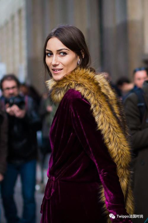 我们羡慕法国女人浪漫会穿，她们又会羡慕谁？