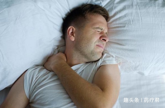 心脑出血|高血压遇到这些症状,当心脑出血!急救车来之前,先做好这些事