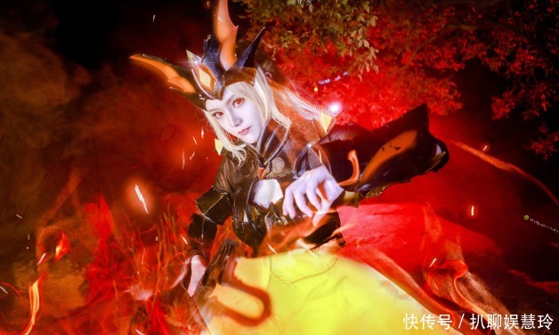 icon|这个小姐姐一件肉装没出,花木兰COS赏析