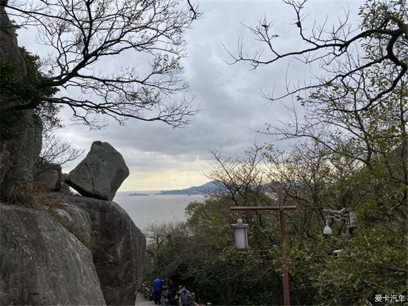 前往佛教圣地普陀山进香祈福