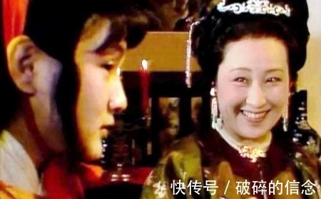 古代$用古代礼法看梨香院夜宴,何等伤风败俗!黛玉搅局恰到好处