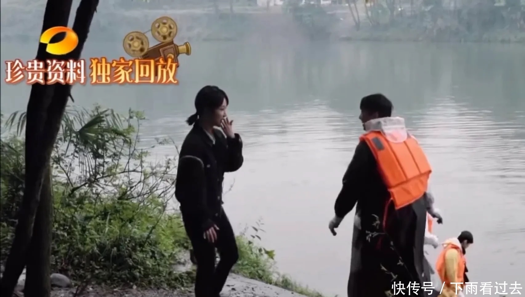 杨紫|杨紫张艺兴种树气氛微妙,我却只留意到她对何炅的举动,不服都难