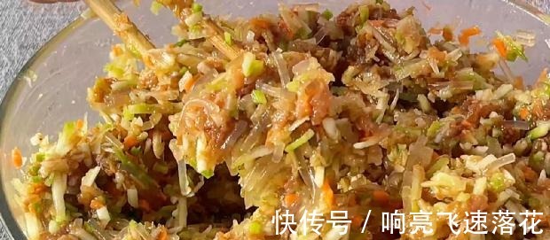 萝卜这样做实在太好吃了，松软多汁超级香，5元做了一大锅，解馋！