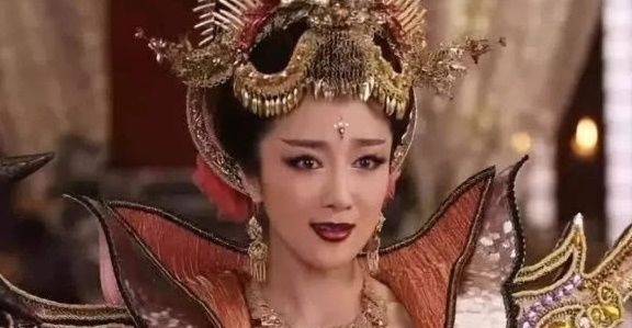 正义之士!妲己最后逃命时,为何选择去轩辕坟而不是找女娲?她太聪明了