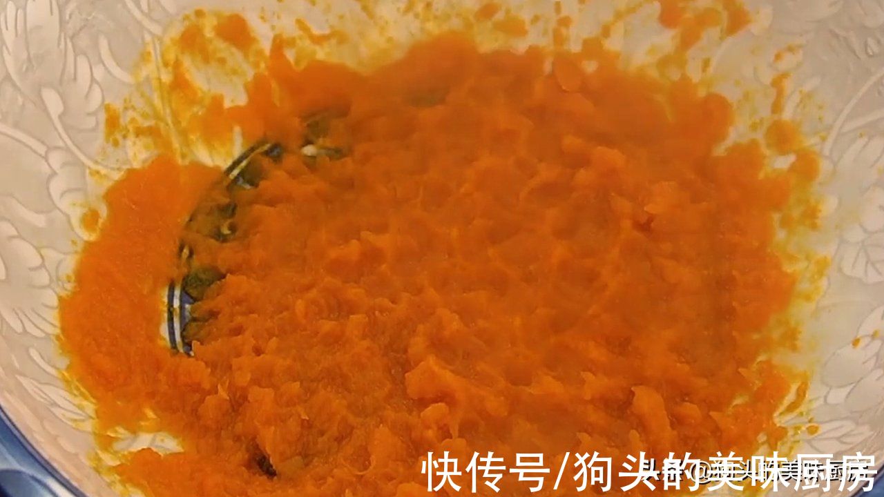 南瓜这样做太好吃了,不放一滴水,香甜软糯不粘牙,孩子抢着吃