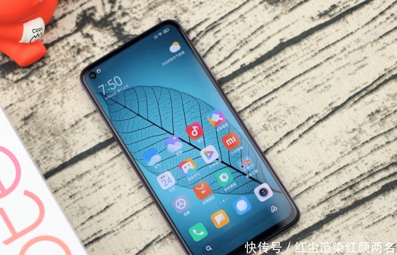 电池容量|告别充电宝,6000mAh大电池手机仅售999元,米粉幸福来得太突然!