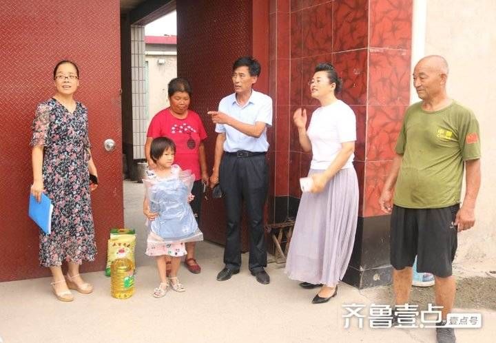 焦武昌|博兴县曹王镇开展走访慰问计生特殊家庭及第三代子女关爱活动