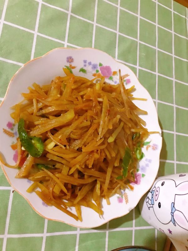 家常炒土豆丝