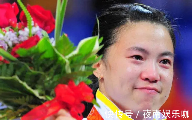 体坛|乒乓球界“大魔王”王楠,退出体坛嫁豪门,如今婚姻幸福儿女双全