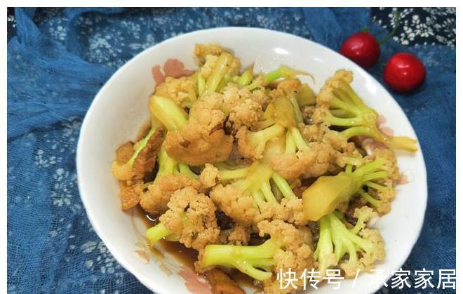 炒菜花|炒菜花时，直接下锅易夹生，多加1步，菜花香嫩好吃