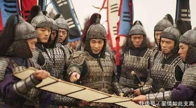 转身|戚继光看完圣旨，转身把传旨的人杀了，说出五个字让人恍然大悟！
