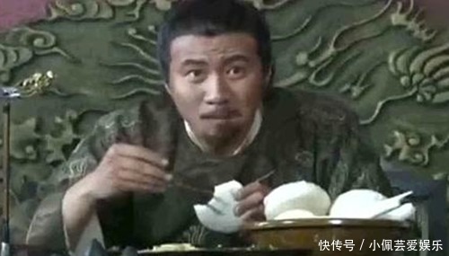 头发|朱元璋从御膳中吃出一根头发,厨师急中生智,回了6字保全性命