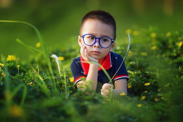 孩子|幼儿园超前教育的危害，二年级大爆发，孩子亲历不学真不行