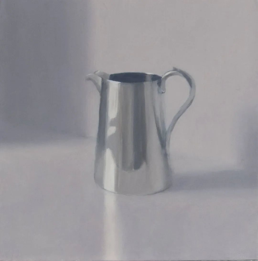 孤独感#柔和的光影和质感,她的静物画散发着一种孤独感!