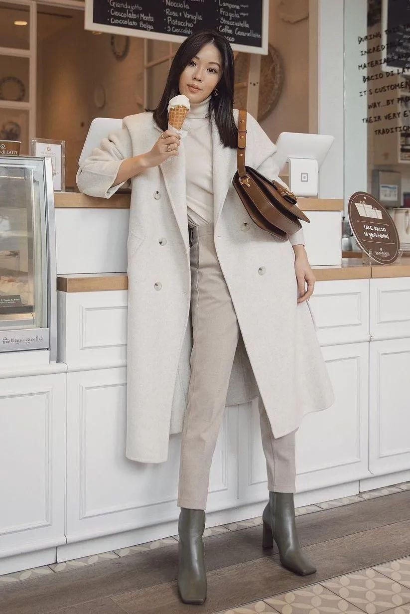  流行|“马丁靴”失宠了？“大衣＋这双鞋”正流行，时髦又显高！