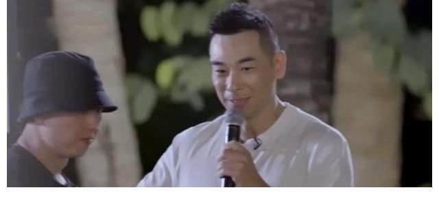 林志炫|《披荆斩棘》哥哥们送礼物看人缘，陈小春得人心，林志炫好尴尬