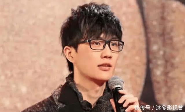 耗费|许嵩耗费心力写的这首歌,只为捧红一个人,如今她却沦为网络主播