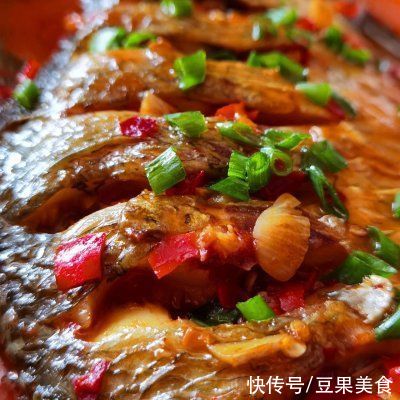 五步做成色香味俱全的红烧鱼你这么做，不怕你不上瘾
