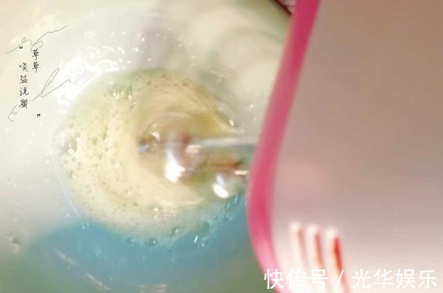 做什么蛋糕？蛋奶酥比蛋糕更容易上手，而且口味更香酥