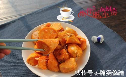 红薯块|红薯别再蒸煮炖了,教你一个红薯的新吃法,咬上一嘴满口香,过瘾