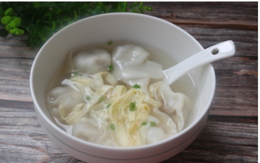 自己做的馄饨皮,包出来的馄饨就是不一样,比外面卖的好吃太多!