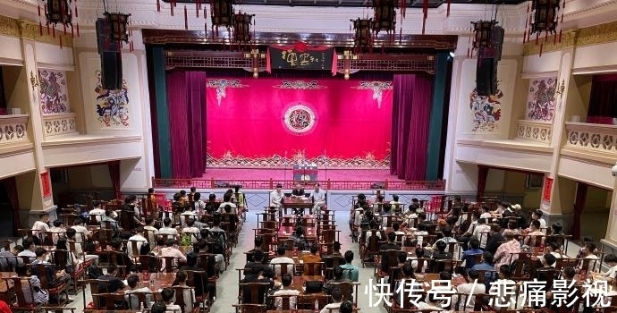 德云社高峰发文，晒出十年前学员演出节目单，以此鼓舞龙字科学员