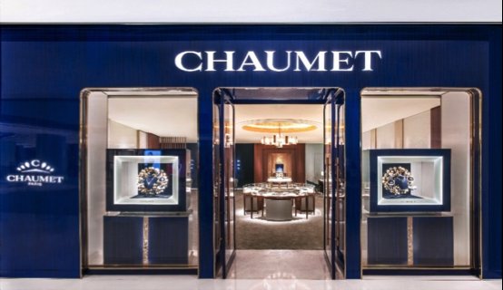 jones|购时髦｜CHAUMET成都IFS店开幕一周年，Saint Laurent新代言人